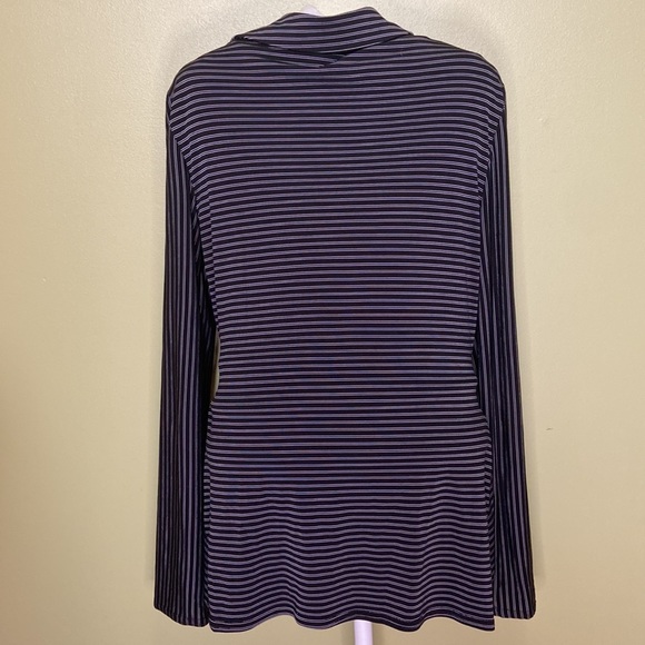 Black/white striped blouse - Picture 2 of 3